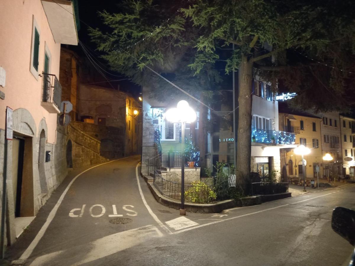 B&B Le Scalette B&B San Marco Abbadia San Salvator Bagian luar foto